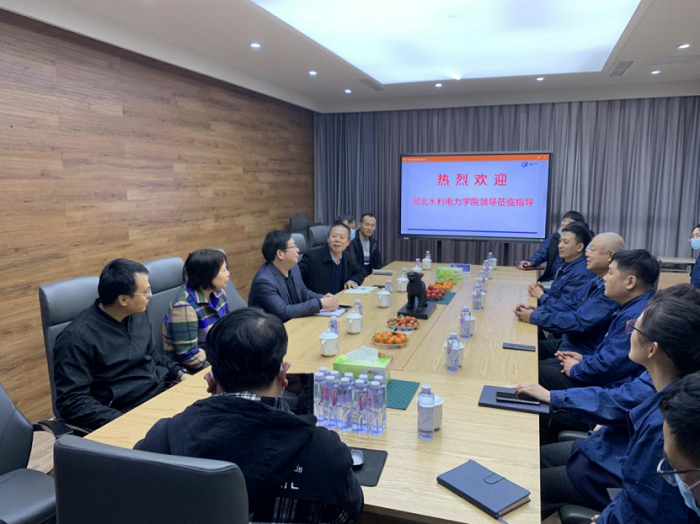 机械威廉希尔·威廉希尔(中国)官方网系、经济贸易系赴光德流控、鼎鑫集团开展访企拓岗活动(1)187.png 机械威廉希尔·威廉希尔(中国)官方网系、经济贸易系赴光德流控、鼎鑫集团开展访企拓岗活动(1)187.png